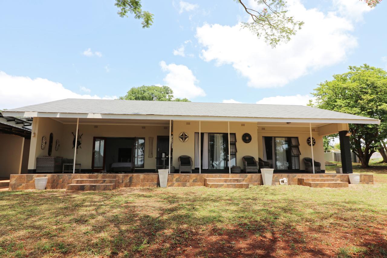 Msitu Kwetu Lodge & Safaris 赫卢赫卢韦 外观 照片
